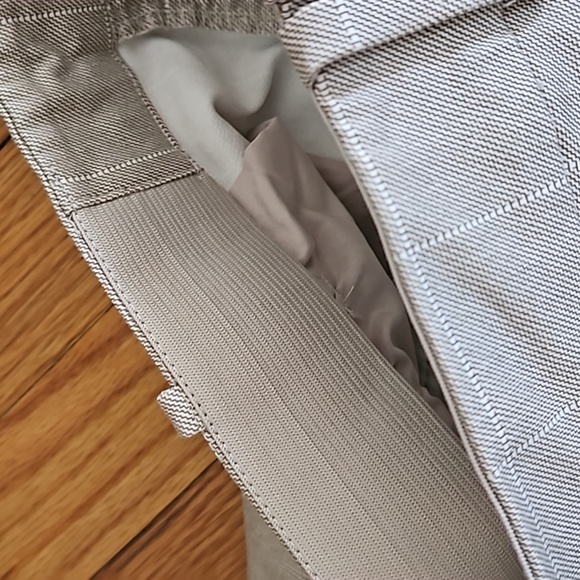 H&M SKINNY DRESS PANTS WOMEN'S SIZE 8 BEIGHE PLAID GREAT SHAPE STRETCHY WAIST - Picture 8 of 8